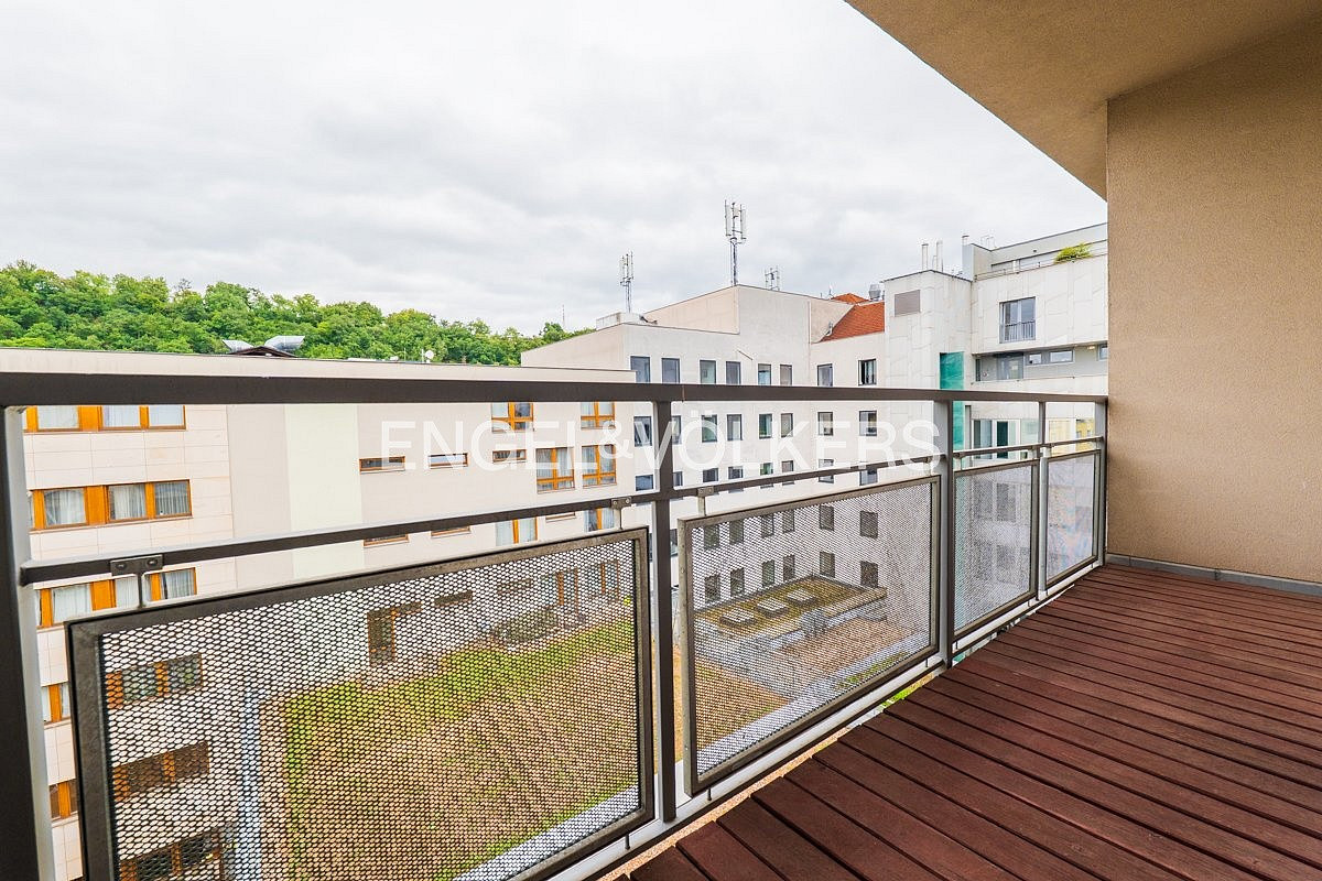 Pronájem bytu 2+kk 51 m² – fotografie 3