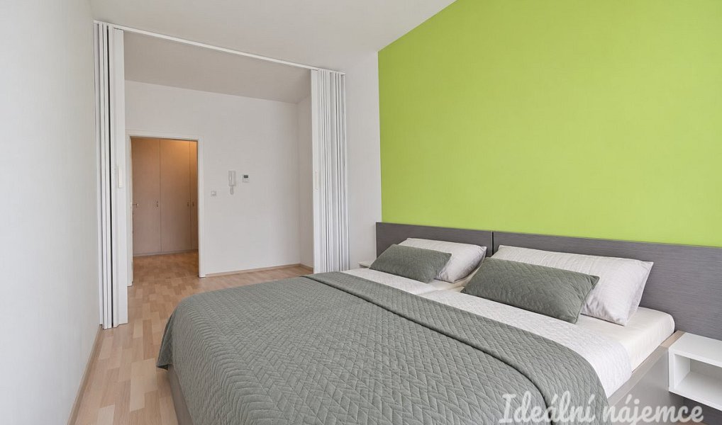 Pronájem bytu 2+kk 52 m², Brno – náhled fotky 8