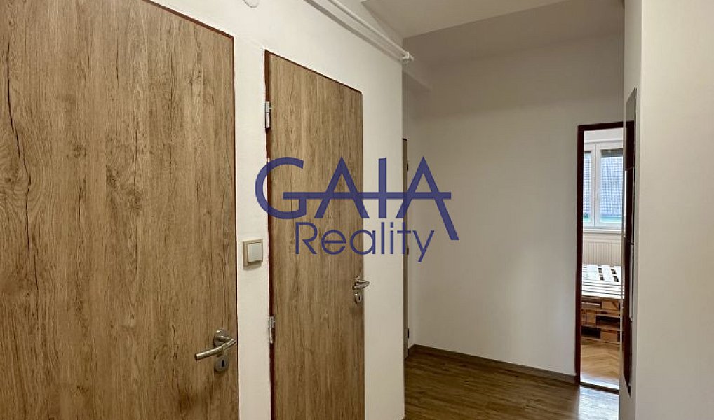 Pronájem bytu 3+1 66 m², Louka – náhled fotky 12