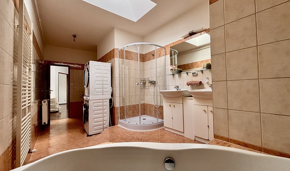Prodej bytu 4+kk 128 m², Olomouc – náhled fotky 12
