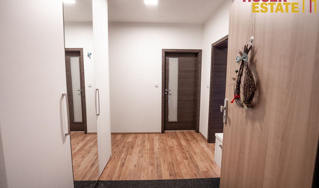 Prodej bytu 3+kk 89 m², Holubice – náhled fotky 17