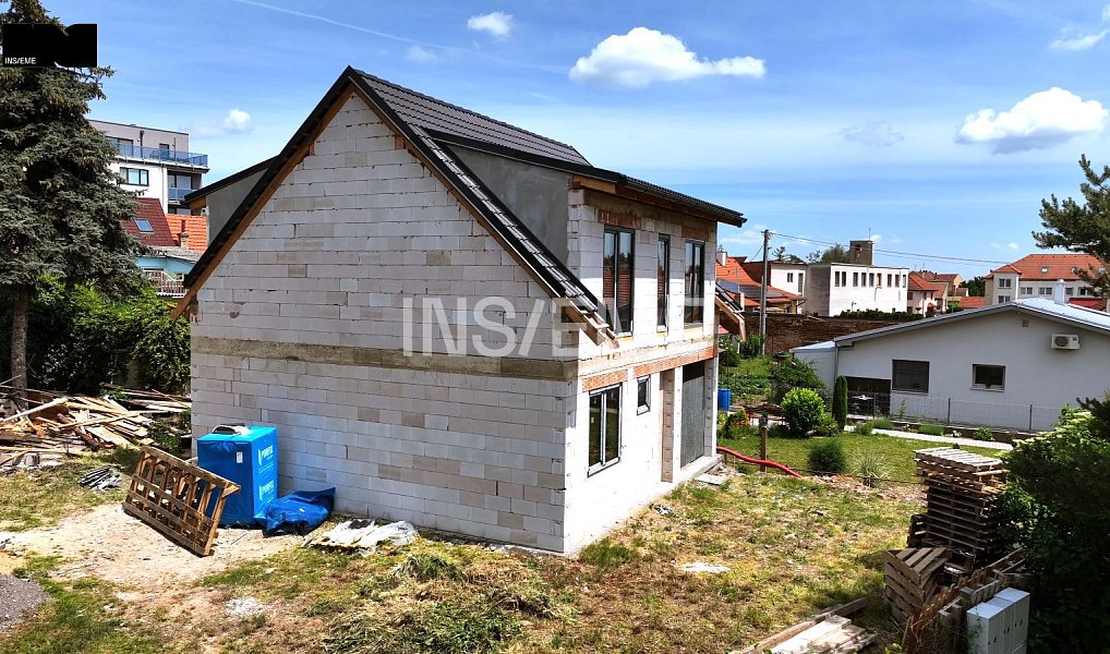 Prodej domu 125 m² s pozemkem 263 m², Miroslav – náhled fotky 15