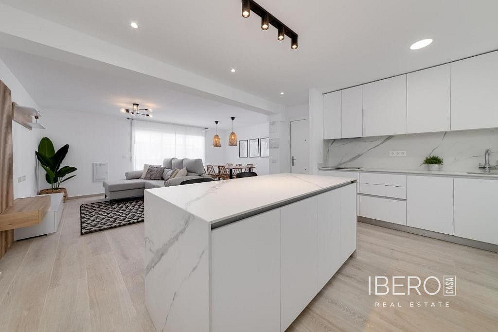Piso 4+kk – Torrevieja, el Baix Segura / La Vega Baja - Más