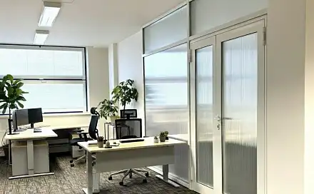 Pronájem kanceláře 61 m², Za zastávkou, Praha 10 - Dolní Měcholupy, okres Praha