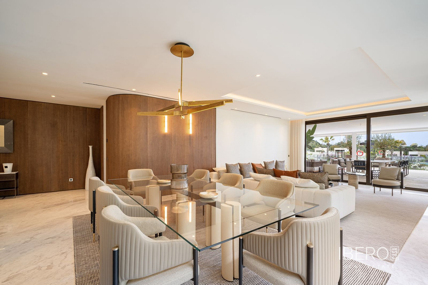 Piso 6+kk – Marbella, Barrio Alto - Más