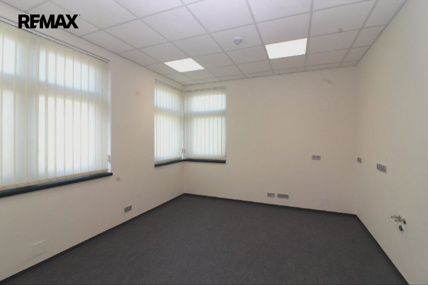 Pronájem komerčního objektu (jiného typu) 20 m²