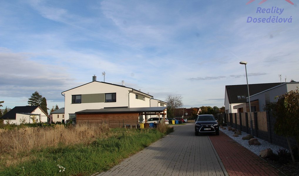 Prodej stavebního pozemku 812 m², Mukařov – náhled fotky 8