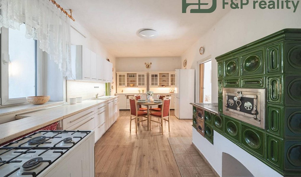 Prodej domu 120 m² s pozemkem 778 m², Přelouč – náhled fotky 2