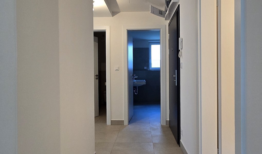 Prodej bytu 4+kk 117 m², Dobřichovice – náhled fotky 34