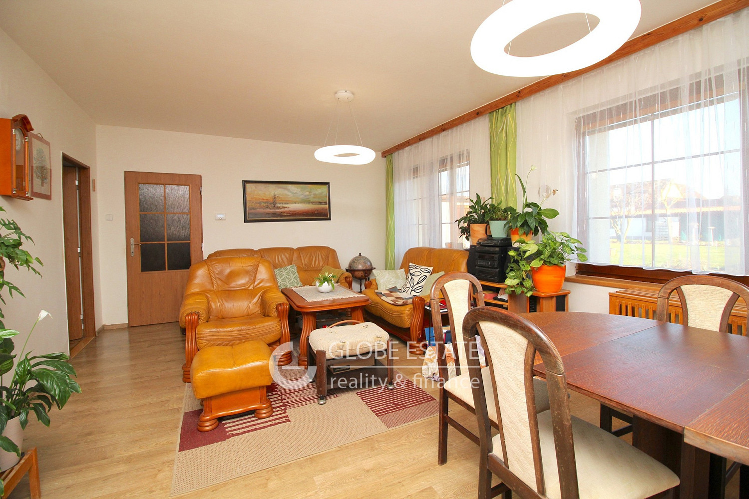 Prodej domu 329 m² s pozemkem 810 m² – fotografie 3