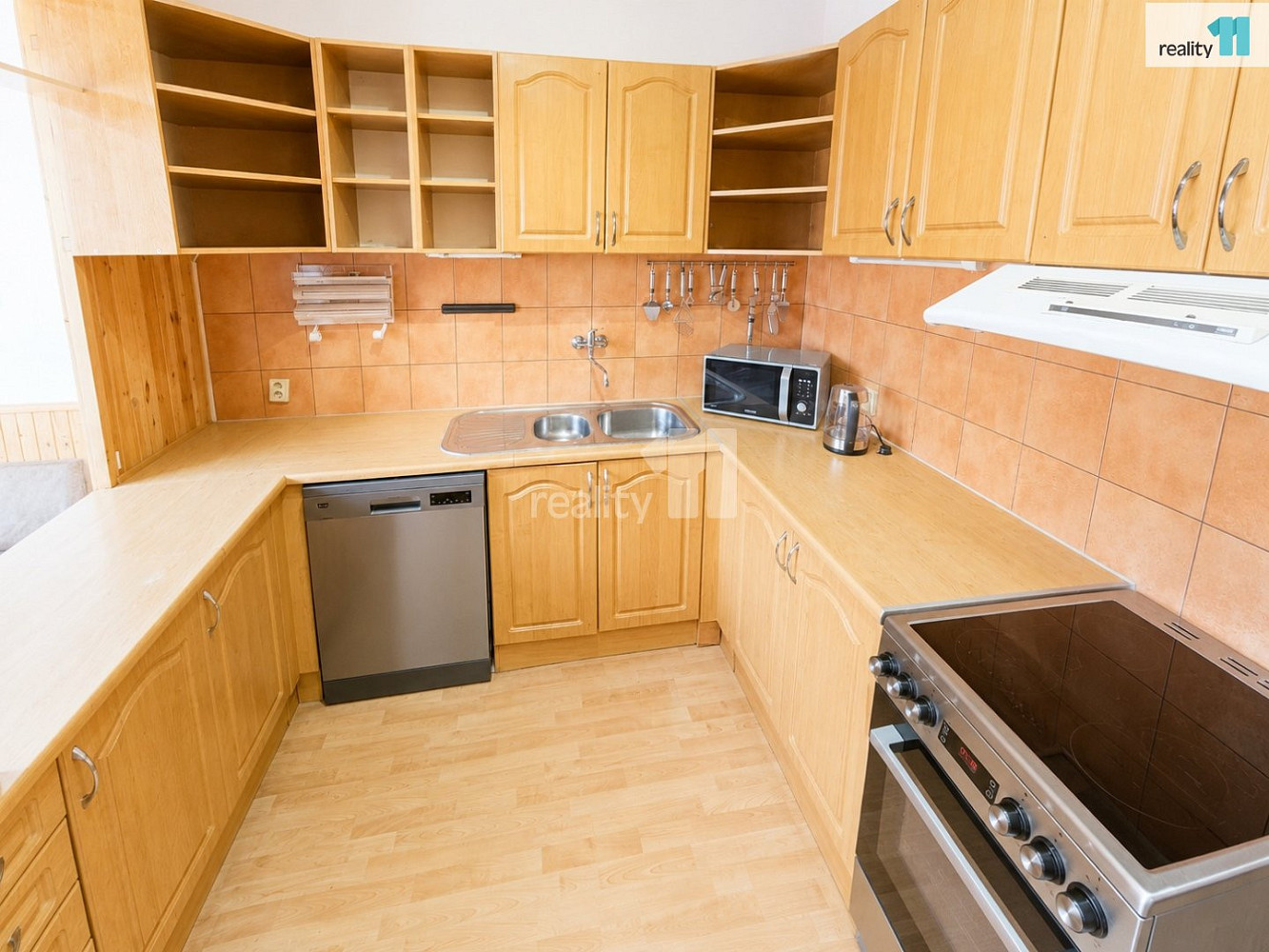 Pronájem bytu 3+1 97 m² — photo 3