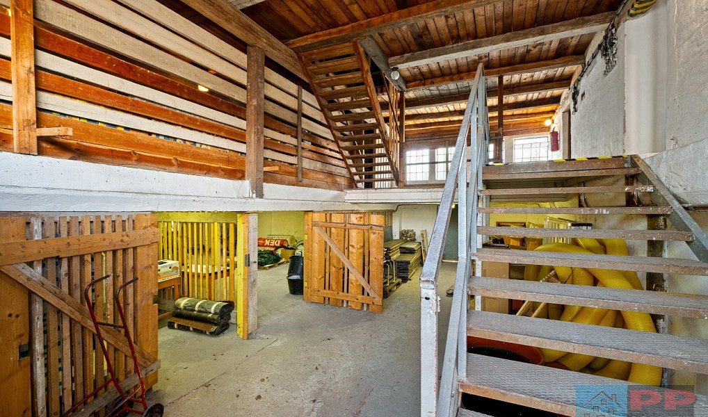 Prodej obchodních prostor 941 m², Pardubice – náhled fotky 20