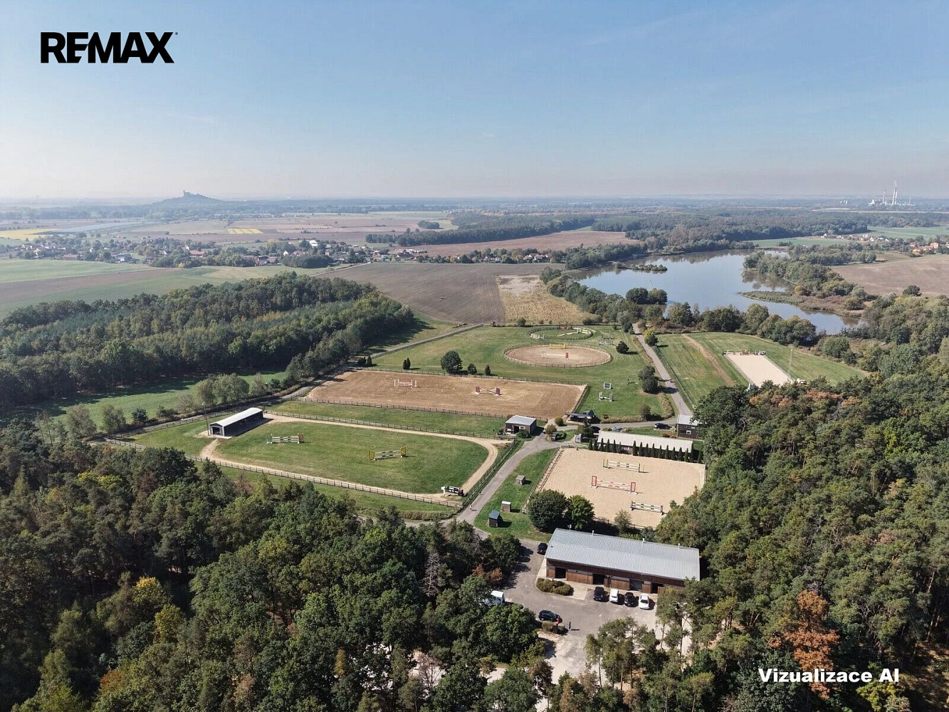 Prodej komerčního pozemku 99 492 m²