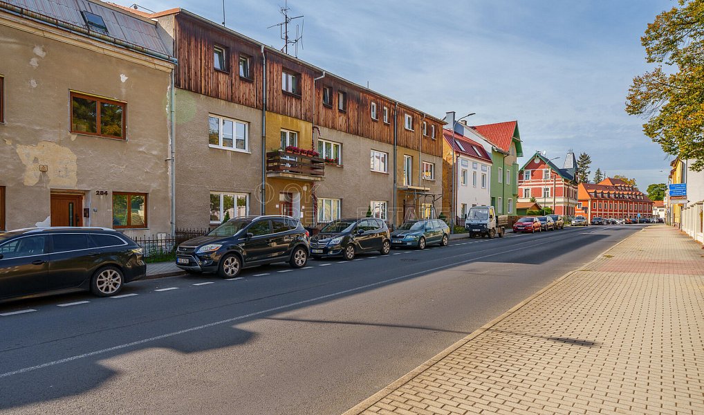 Prodej bytu 3+1 89 m², Ostrov – náhled fotky 17