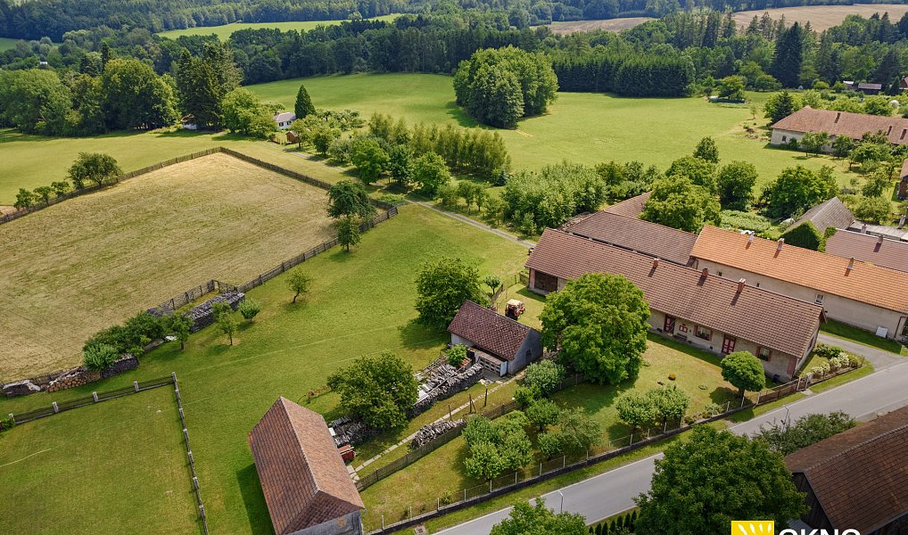Prodej domu 200 m², Uhelná Příbram – náhled fotky 2