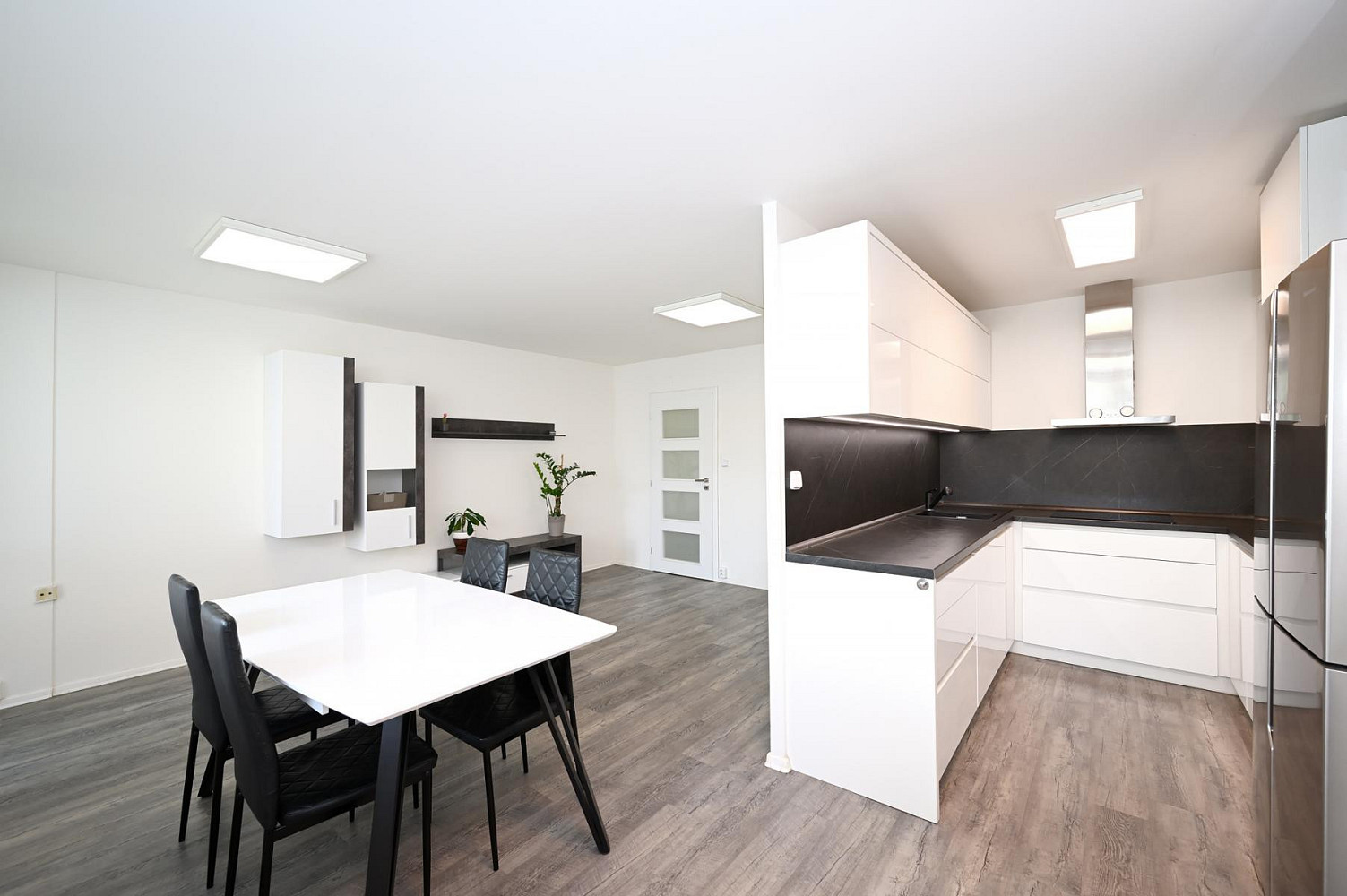 Pronájem bytu 3+kk 71 m²