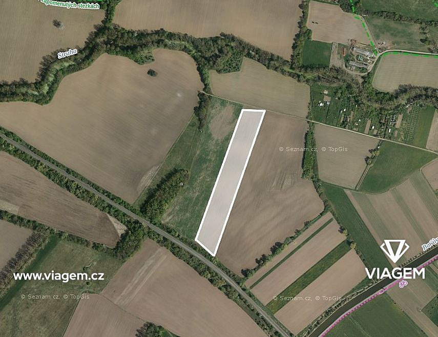 Prodej pole 3 972 m²