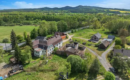 Prodej stavebního pozemku 2 111 m², Jestřebí, okres Česká Lípa
