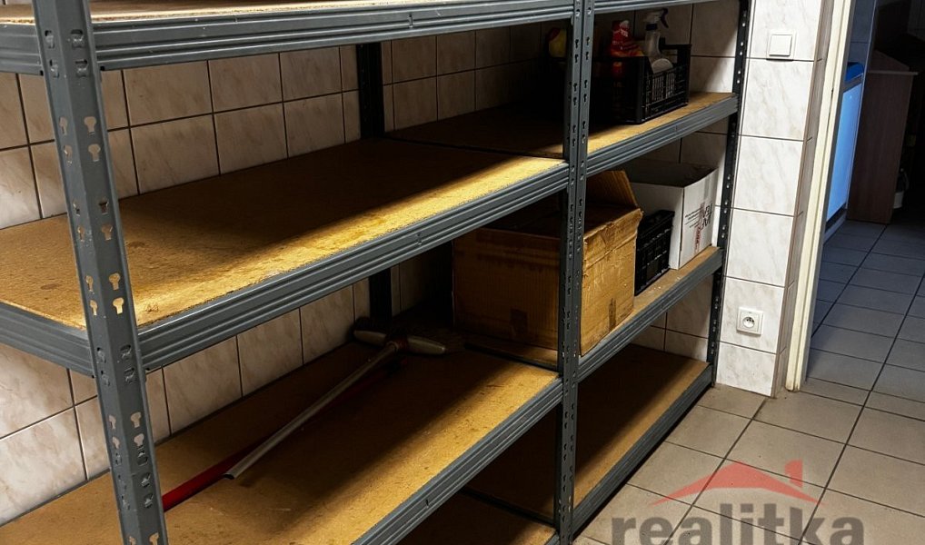 Prodej restaurace 1 221 m², Stěbořice – náhled fotky 25