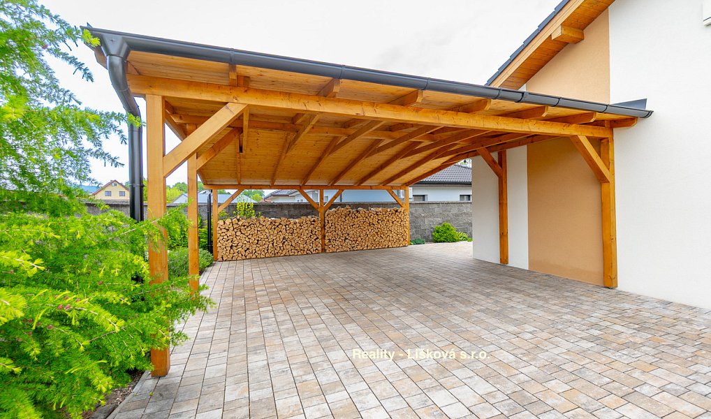 Prodej domu 200 m² s pozemkem 1 227 m², Přestanov – náhled fotky 43