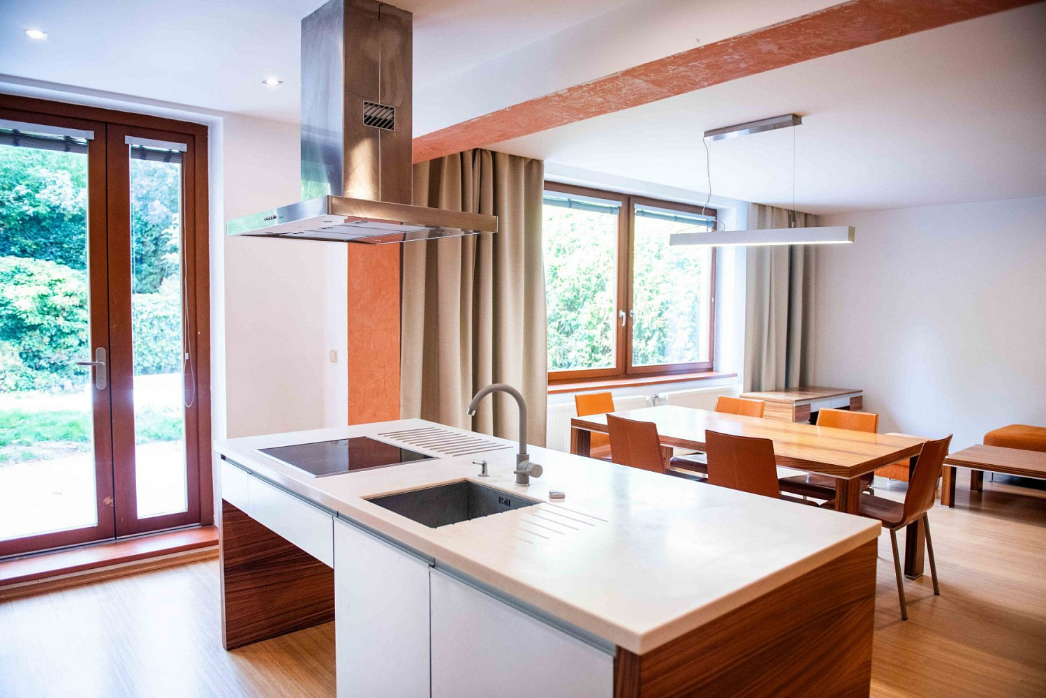 Prodej domu 235 m² s pozemkem 392 m² – fotografie 4