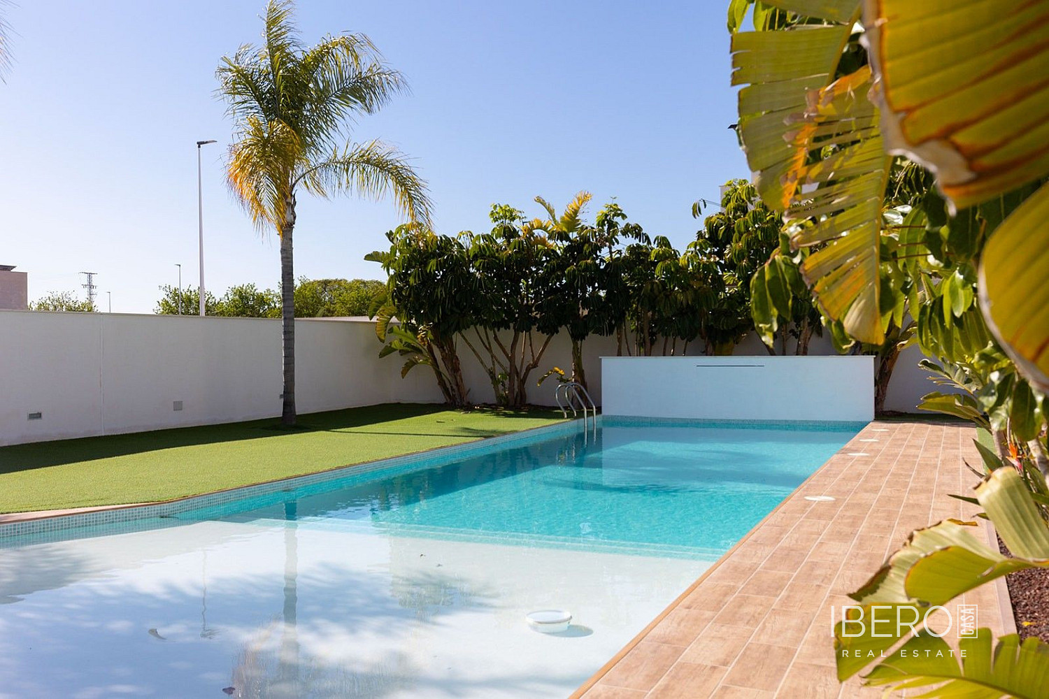 Prodej bytu 3+kk 77 m² – pohled 3