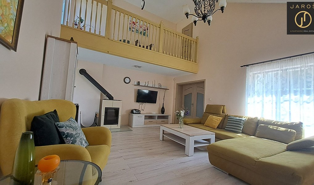 Prodej domu 350 m² s pozemkem 1 037 m², Karlovy Vary – náhled fotky 10