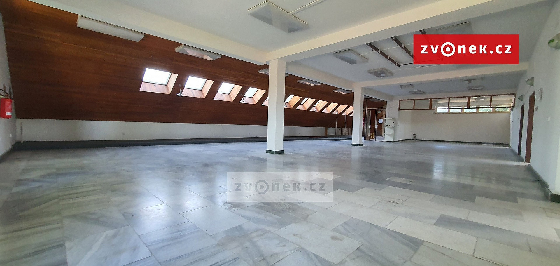 Pronájem obchodních prostor 442 m² – fotografie 3