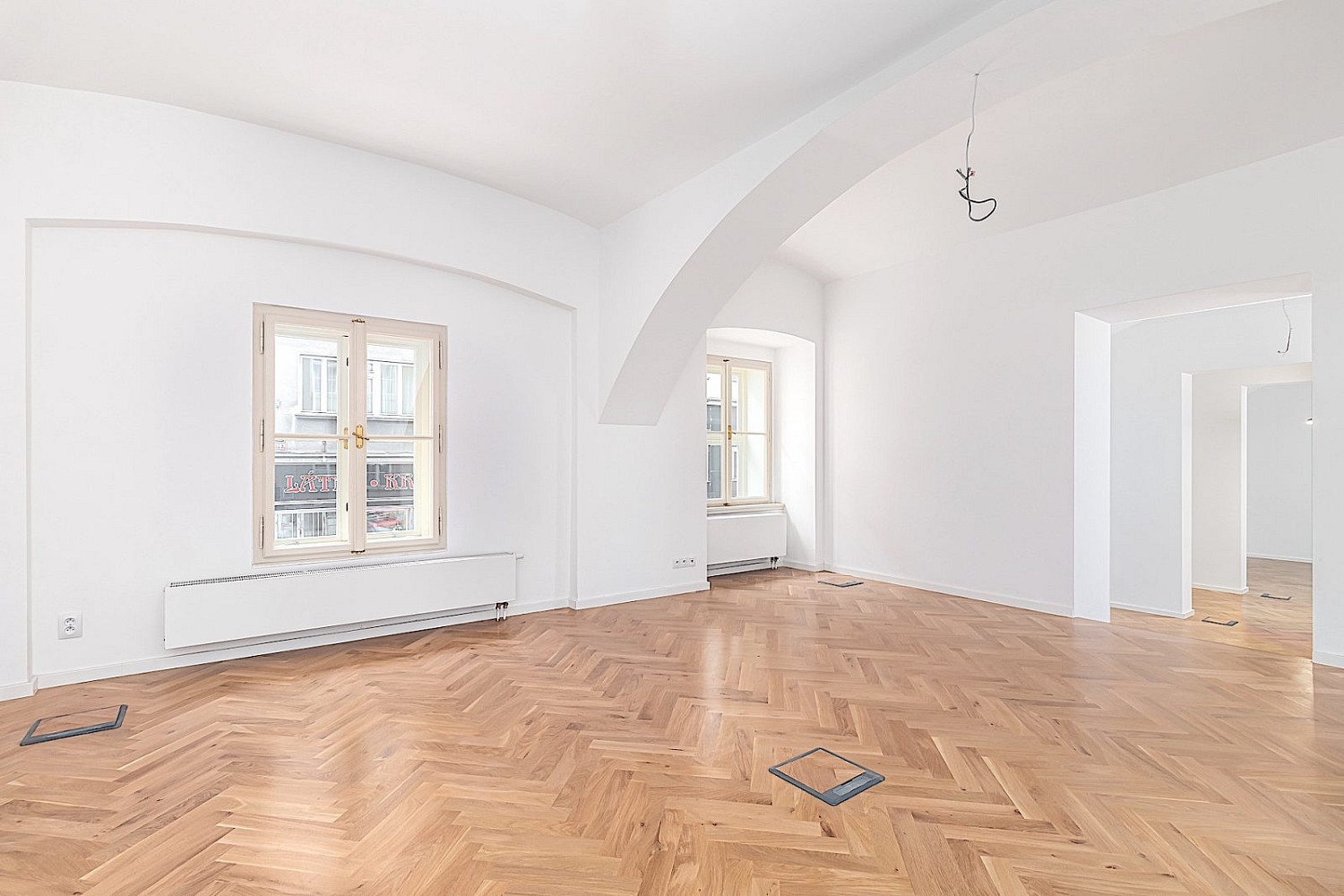 Pronájem kanceláře 133 m² – fotografie 4