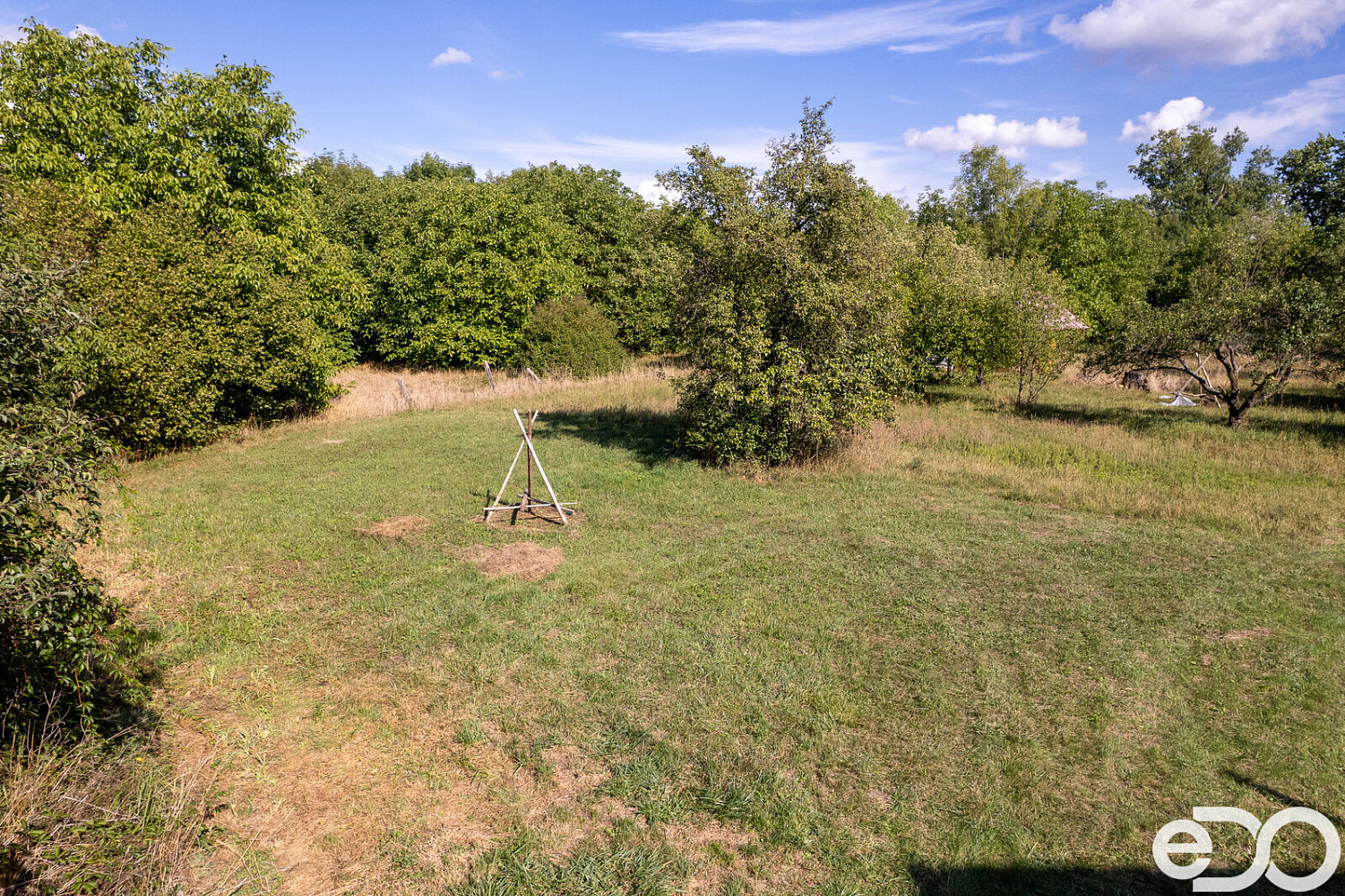 Prodej stavebního pozemku 6 749 m² – fotografie 2
