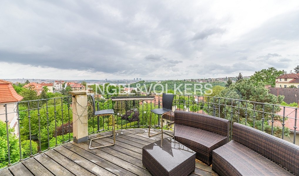 Pronájem bytu 4+kk 202 m², Praha – náhled fotky 13