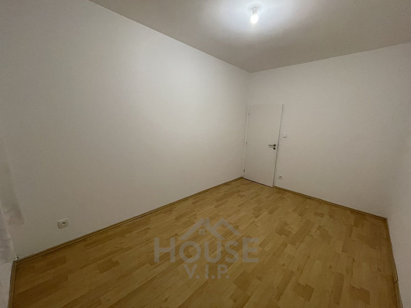 Pronájem bytu 2+kk 40 m² — photo 4