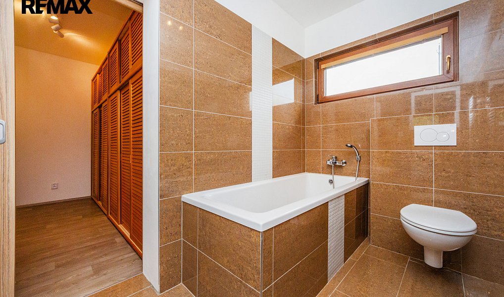 Prodej domu 112 m² s pozemkem 1 325 m², Soběhrdy – náhled fotky 15