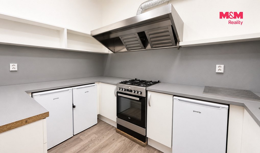 Pronájem restaurace 37 m², Louny – náhled fotky 2