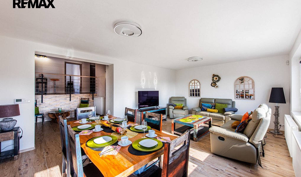Prodej domu 200 m² s pozemkem 802 m², Šumná – náhled fotky 15
