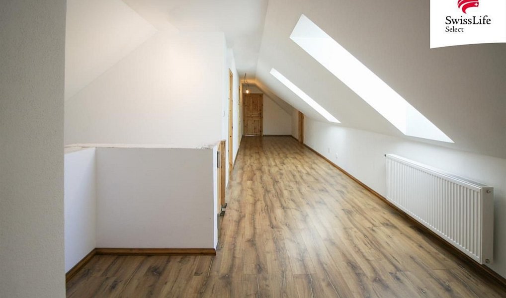 Prodej domu 255 m² s pozemkem 1 349 m², Zvíkov – náhled fotky 12