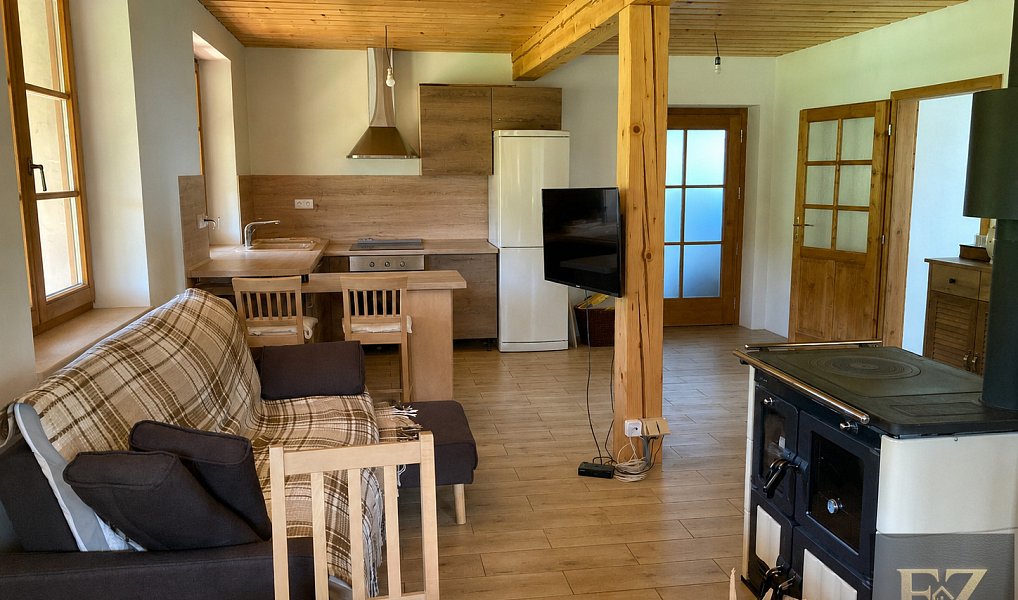 Prodej domu 160 m² s pozemkem 1 484 m², Malšín – náhled fotky 3