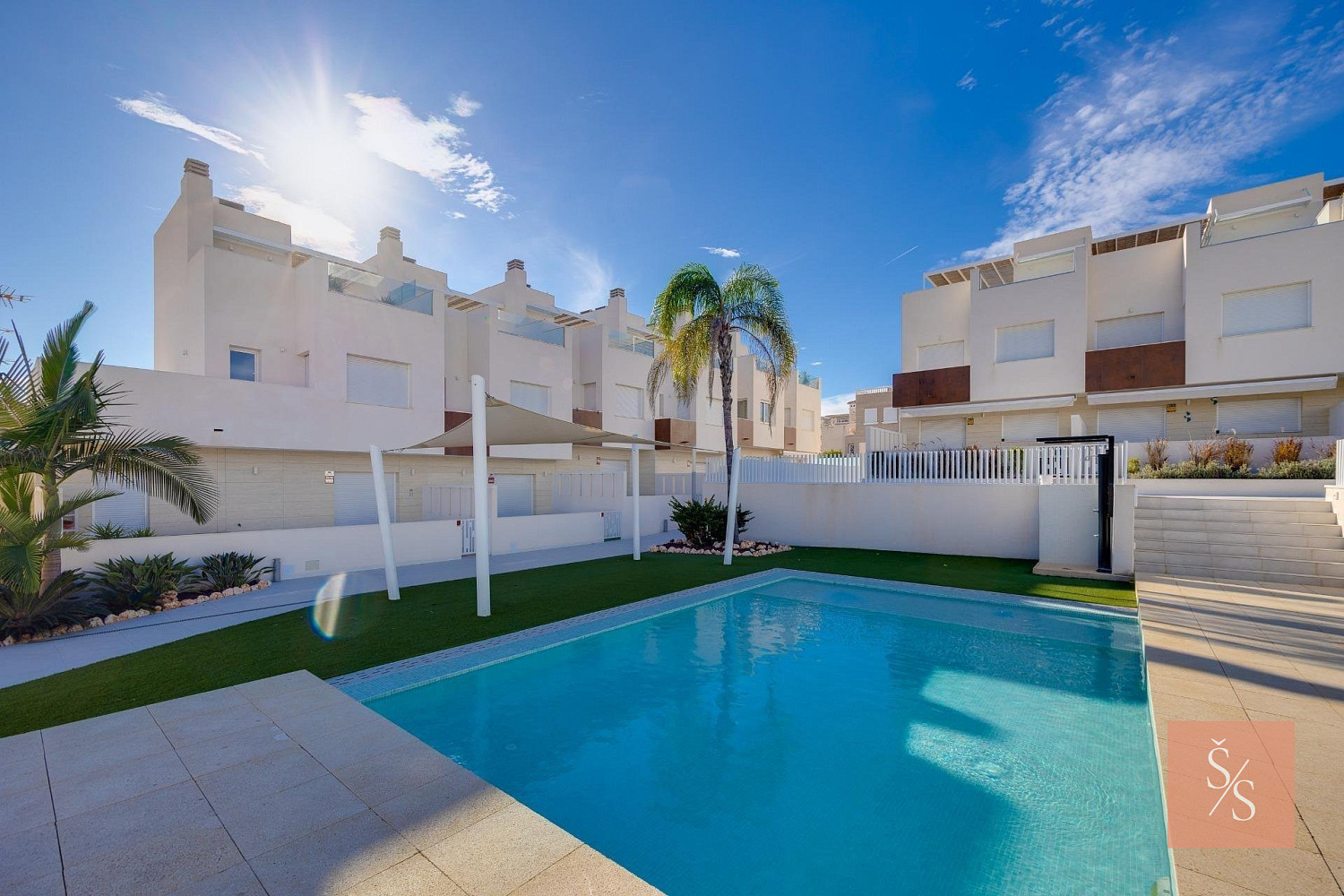 Prodej domu 140 m² s pozemkem 140 m², Torrevieja