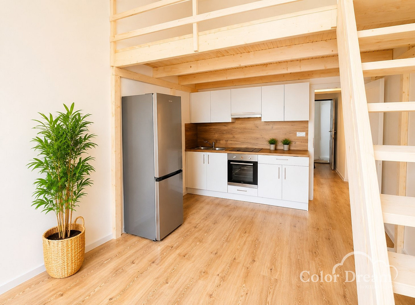 Pronájem bytu 1+kk 28 m²