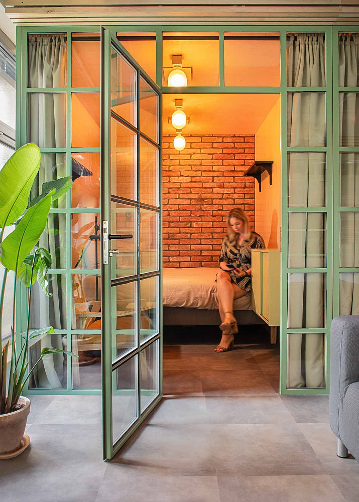 Pronájem bytu 6+kk 141 m² – fotografie 2