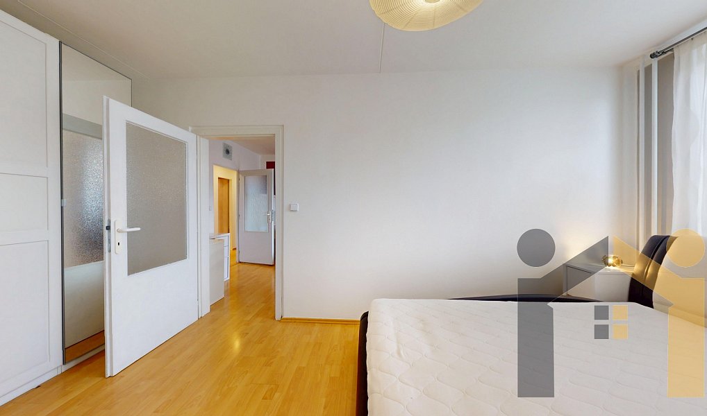 Prodej bytu 3+1 80 m², Praha – náhled fotky 17