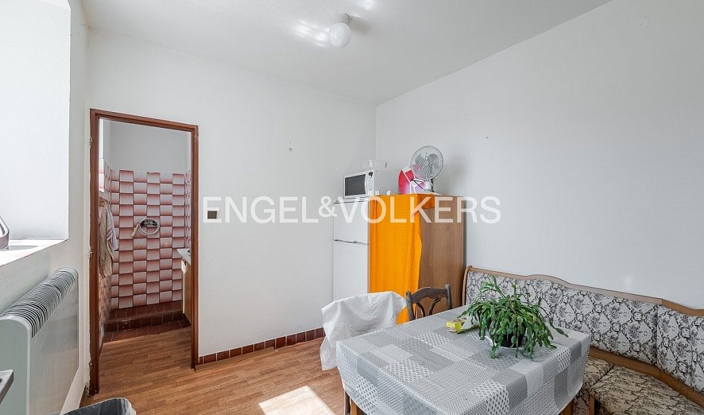 Pronájem kanceláře 2 550 m², Nymburk – náhled fotky 12