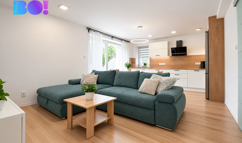 Prodej domu 258 m² s pozemkem 1 188 m², Strančice – náhled fotky 8