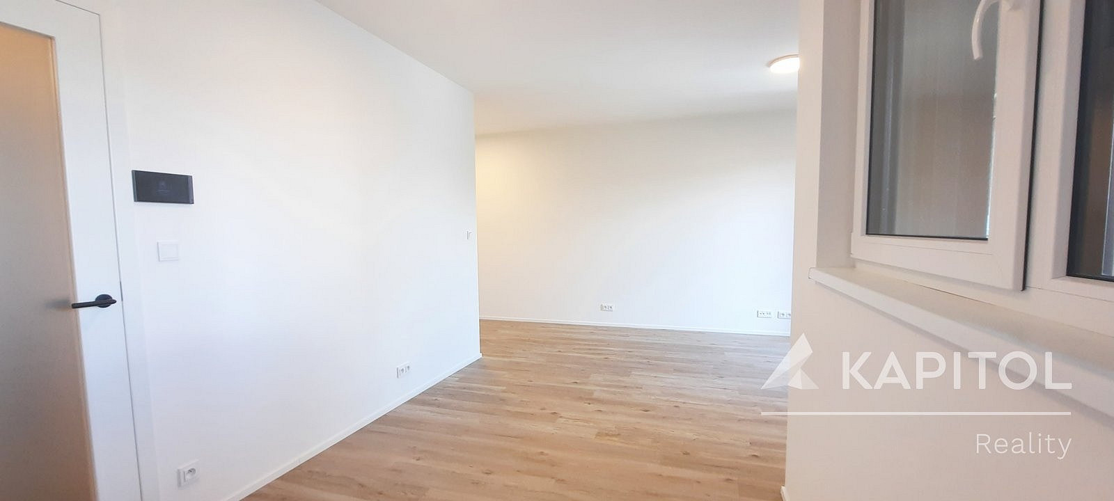 Pronájem bytu 1+kk 40 m² – pohled 6