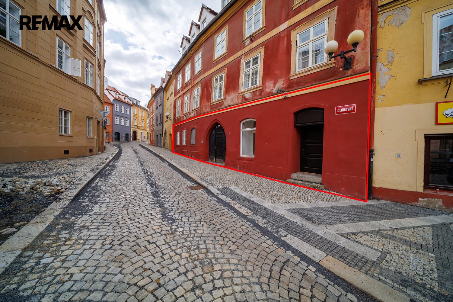 Prodej obchodních prostor 253 m²