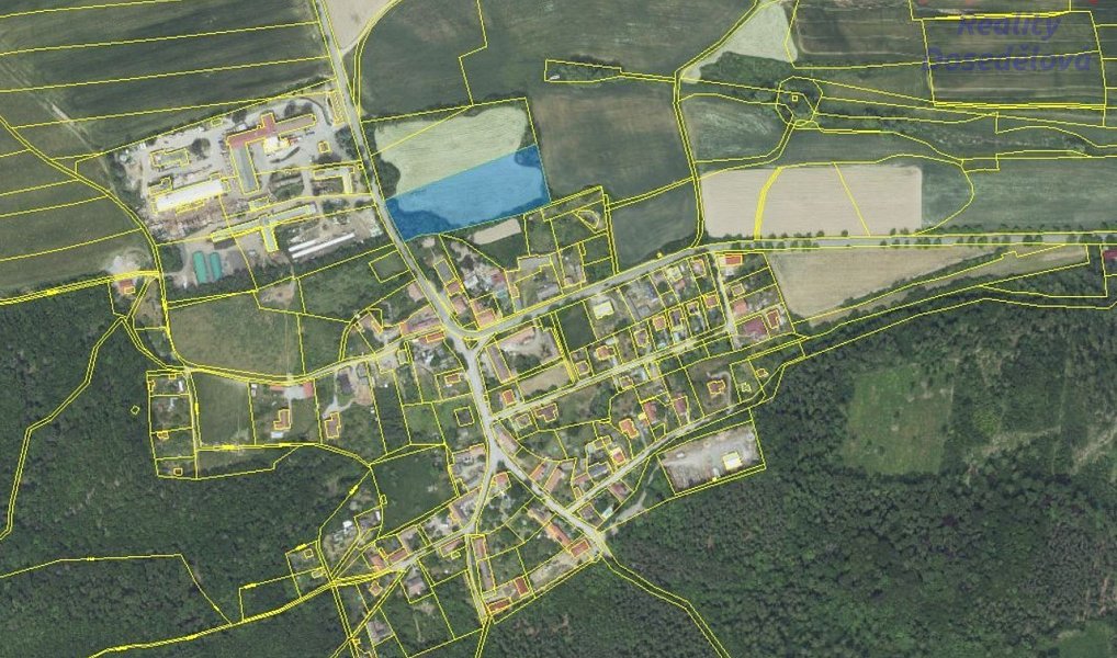 Prodej stavebního pozemku 1 005 m², Roblín – náhled fotky 14