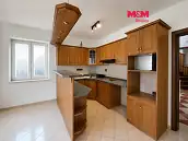 Prodej domu 195�m2 s pozemkem 1�797�m2