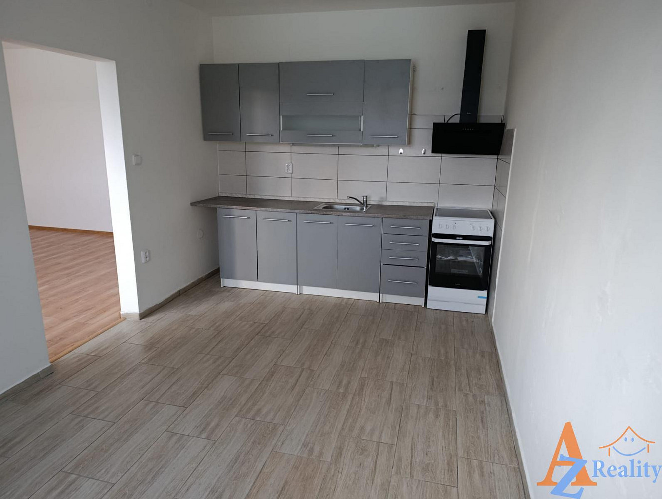 Pronájem bytu 2+1 48 m² – fotografie 2