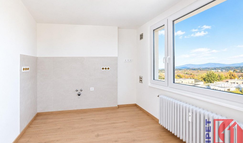 Prodej bytu 2+1 65 m², Trutnov – náhled fotky 4
