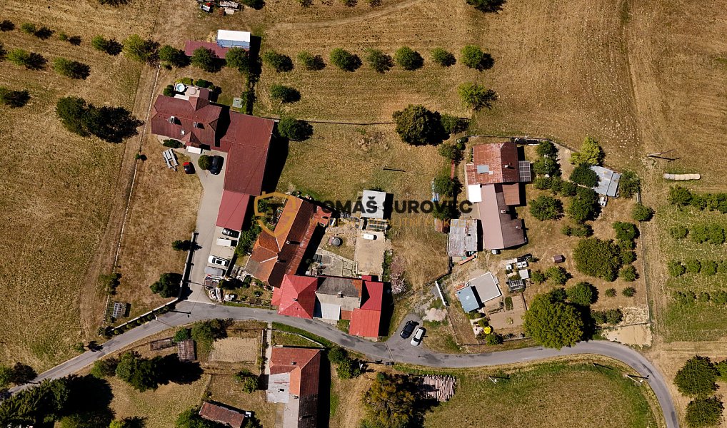 Prodej stavebního pozemku 932 m², Želechovice nad Dřevnicí – náhled fotky 3